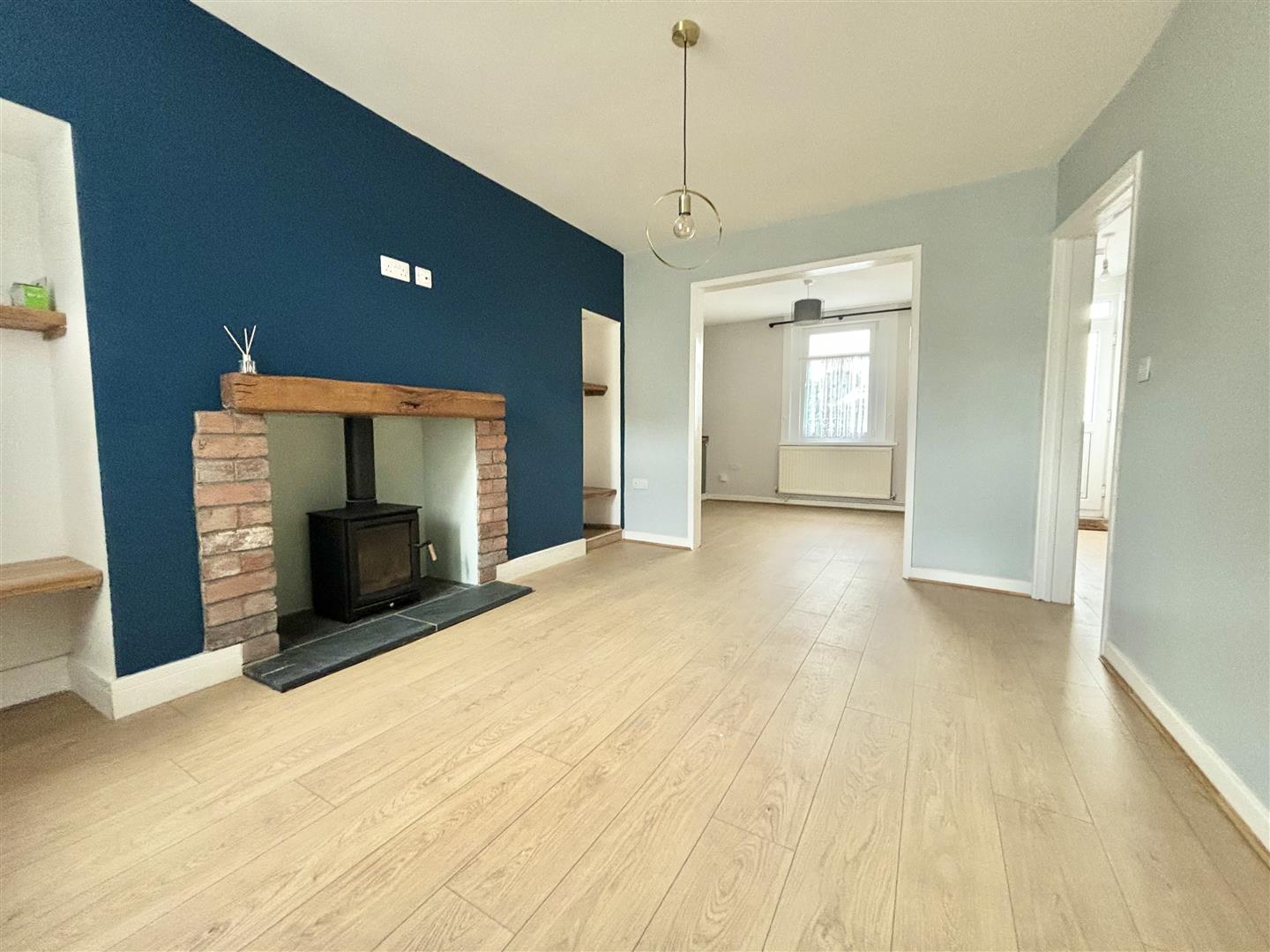 Bellevue, Penclawdd, Swansea, SA4 3YE